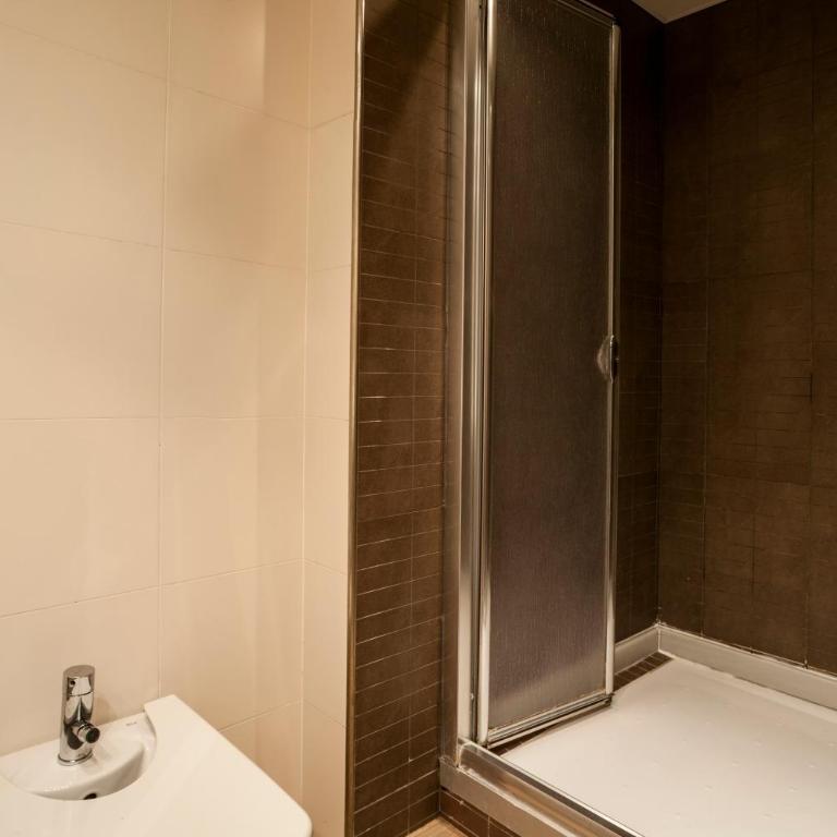 Feelathome Mozart Apartments - Two-Bedroom Apartment - 9