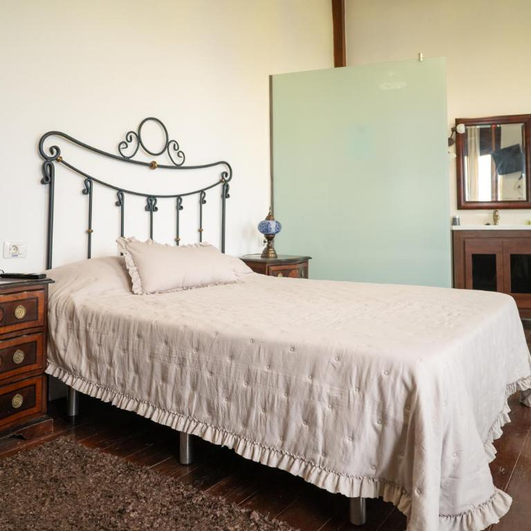 ALOJAMIENTOS NECANA - Standard Double Room - 3