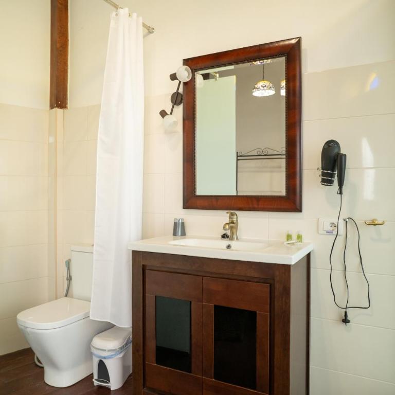 ALOJAMIENTOS NECANA - Standard Double Room - 5