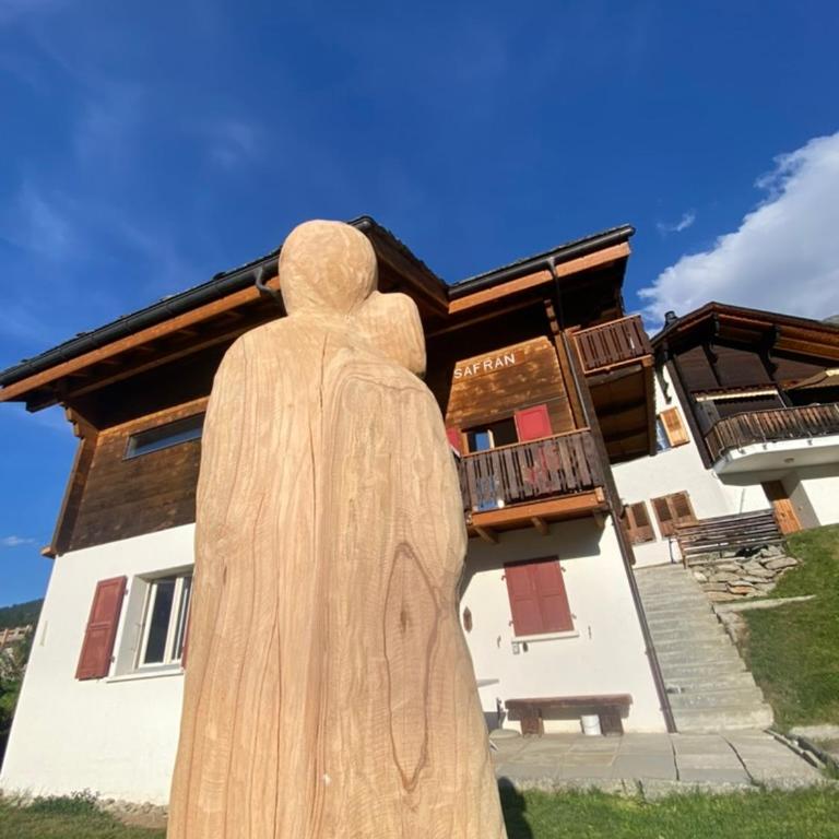 Chalet Safran - Apartment mit 3 Schlafzimmern und Bergblick - 40