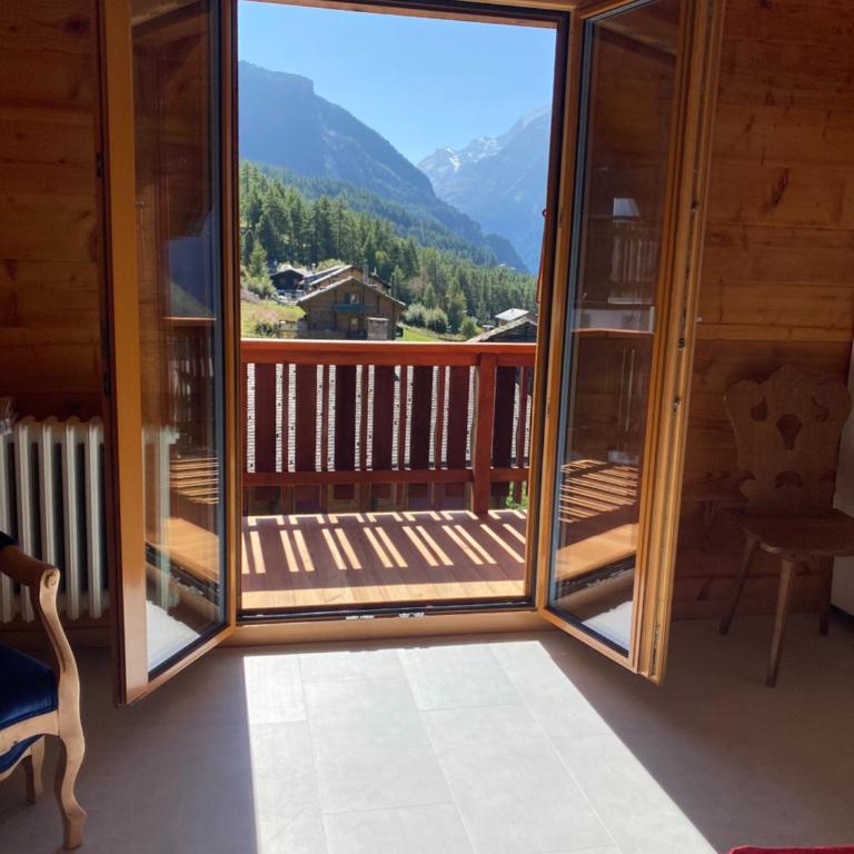 Chalet Safran - Apartment mit 3 Schlafzimmern und Bergblick - 50