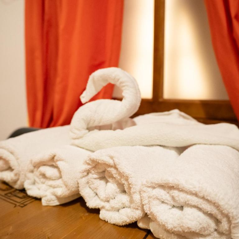 ALOJAMIENTOS NECANA - Quadruple Room with Private External Bathroom - 1