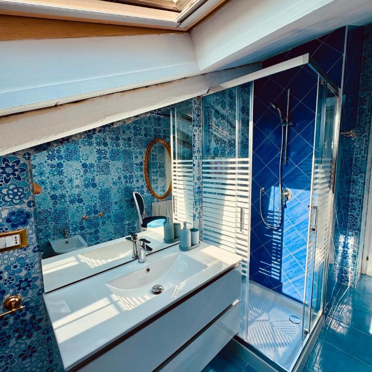 LoVolcano - Double Room with Private External Bathroom - 2