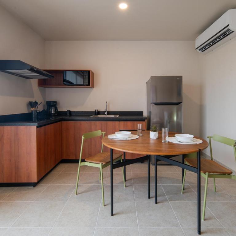 Everglades Suites - Standard Studio - 2