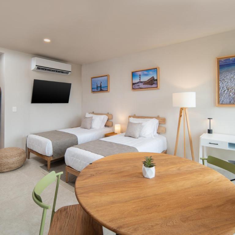 Everglades Suites - Standard Studio - 3