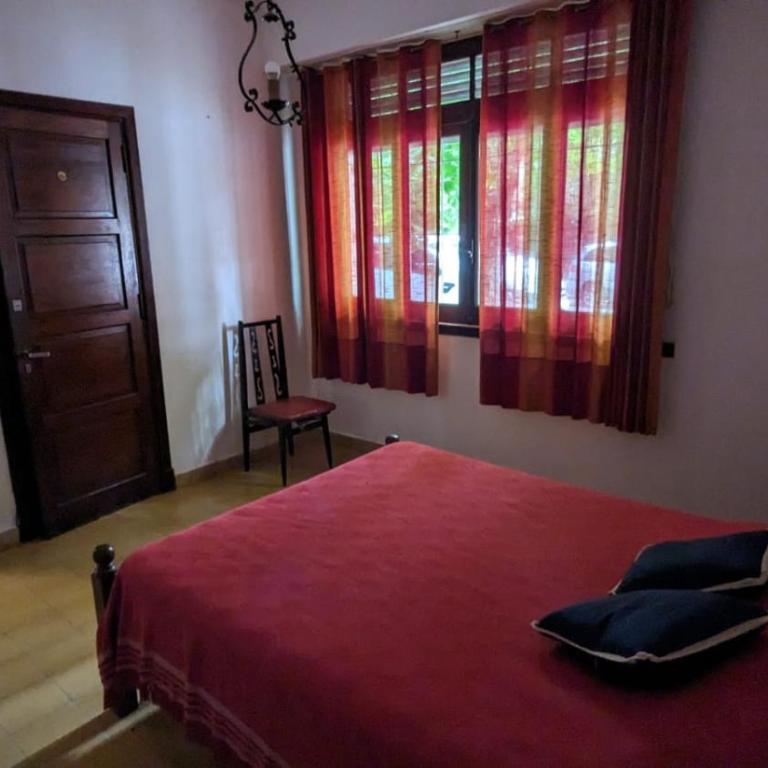 Casa tipo chalet en Miramar - Casa de 4 dormitorios - 8