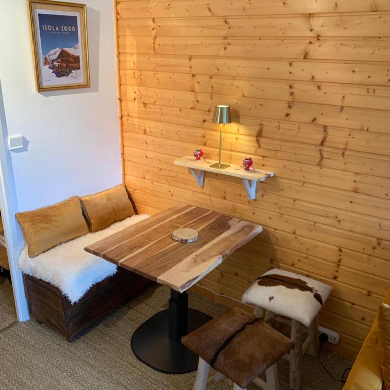 Isola 2000 appartement dans Chalet 4 ou 6 personnes grande terrasse - Apartment mit 2 Schlafzimmern - 8