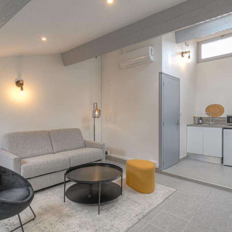 Le Cléret, Studio douillet sous les toits - Apartment mit 1 Schlafzimmer - 9