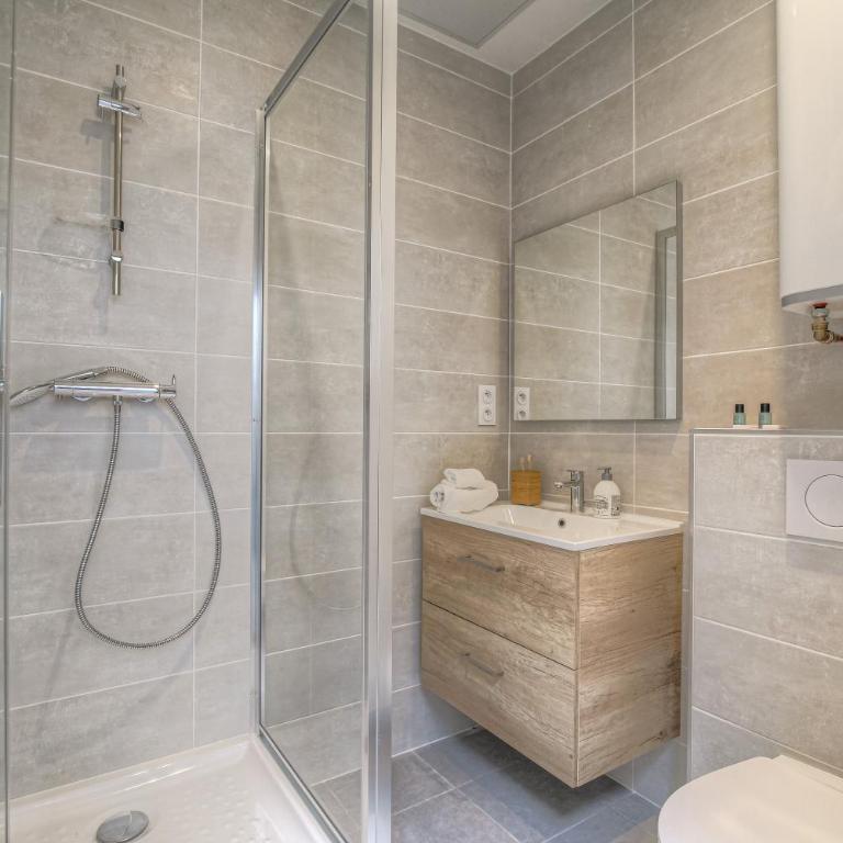Le Cléret, Studio douillet sous les toits - Apartment mit 1 Schlafzimmer - 7