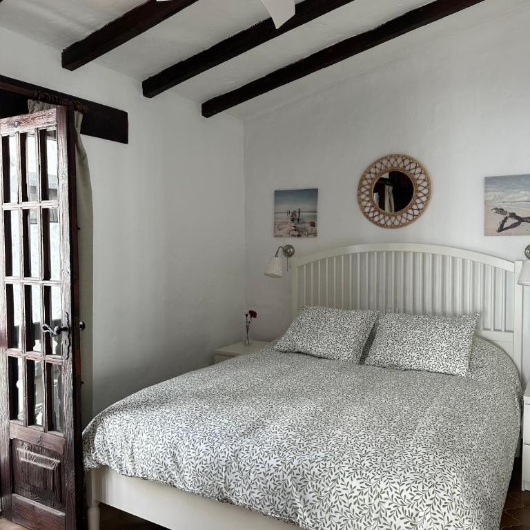 Los Arpones 15 - Two-Bedroom Apartment - 11