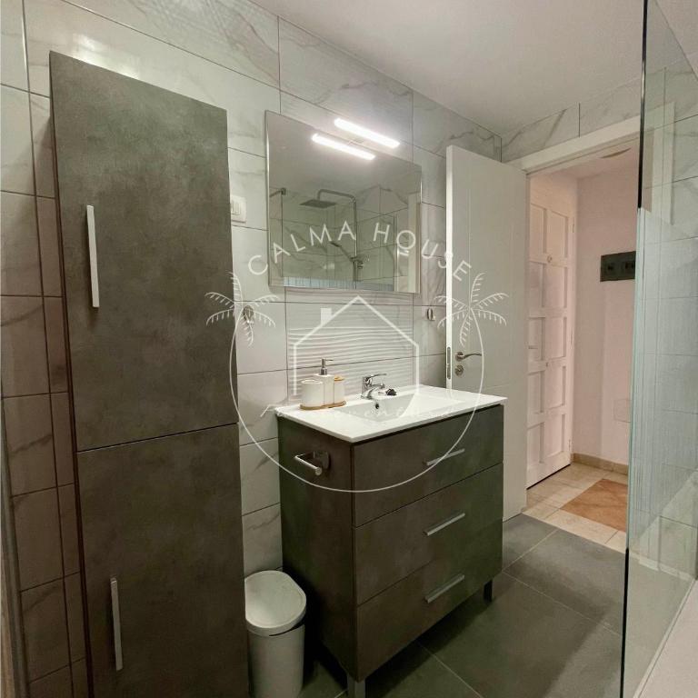 Calma House - Two-Bedroom Apartment - 10