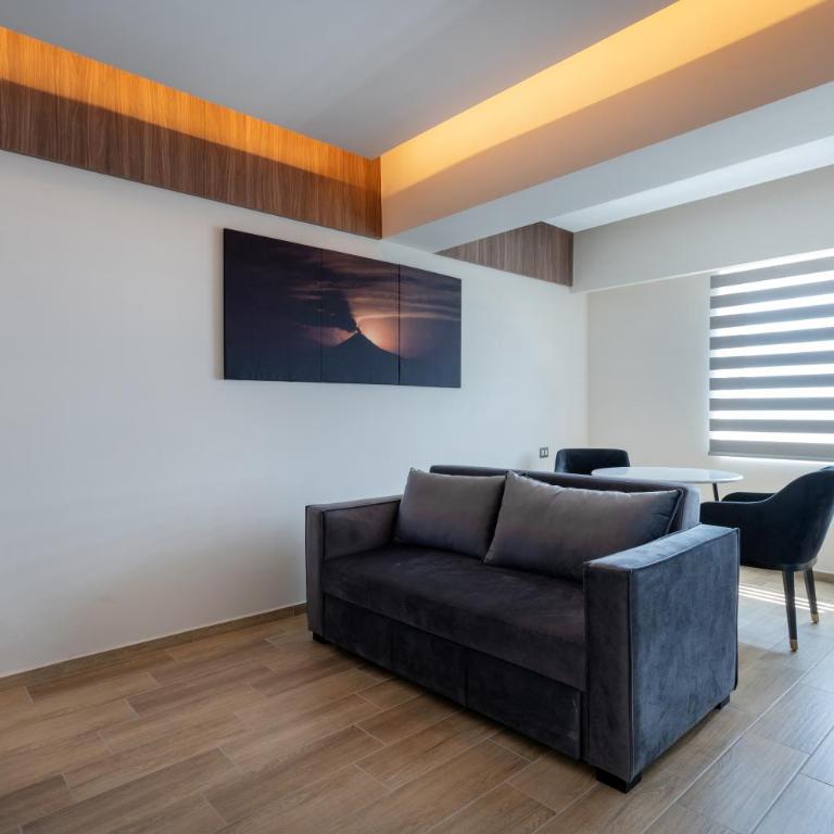 Radisson Puebla Angelopolis - Suite con 2 camas grandes - Pasillo interior - No fumadores - 3