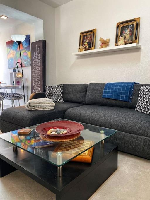 La Margarita Beach Apartment, Club Tropicana - One-Bedroom Apartment - 33