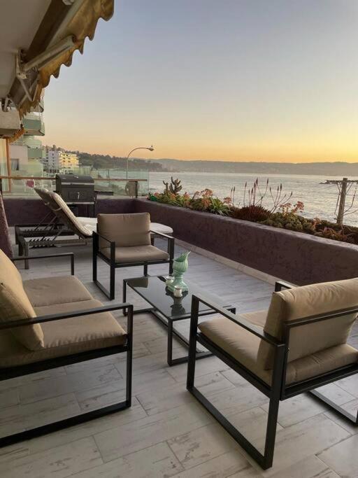 Lujoso departamento 1era línea - Apartamento - 12