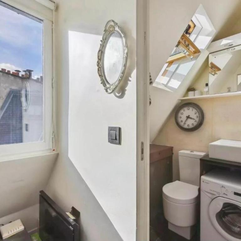 Fantastic Studio au Coeur de Paris, à 2 minutes du Musée d'Orsay - Chambre Double Supérieure - 10