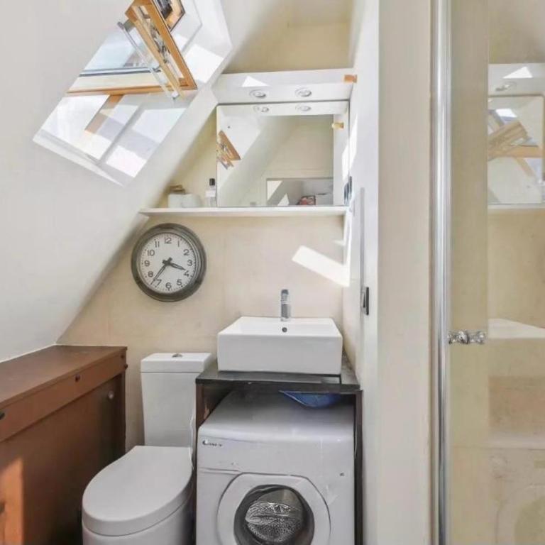 Fantastic Studio au Coeur de Paris, à 2 minutes du Musée d'Orsay - Chambre Double Supérieure - 11