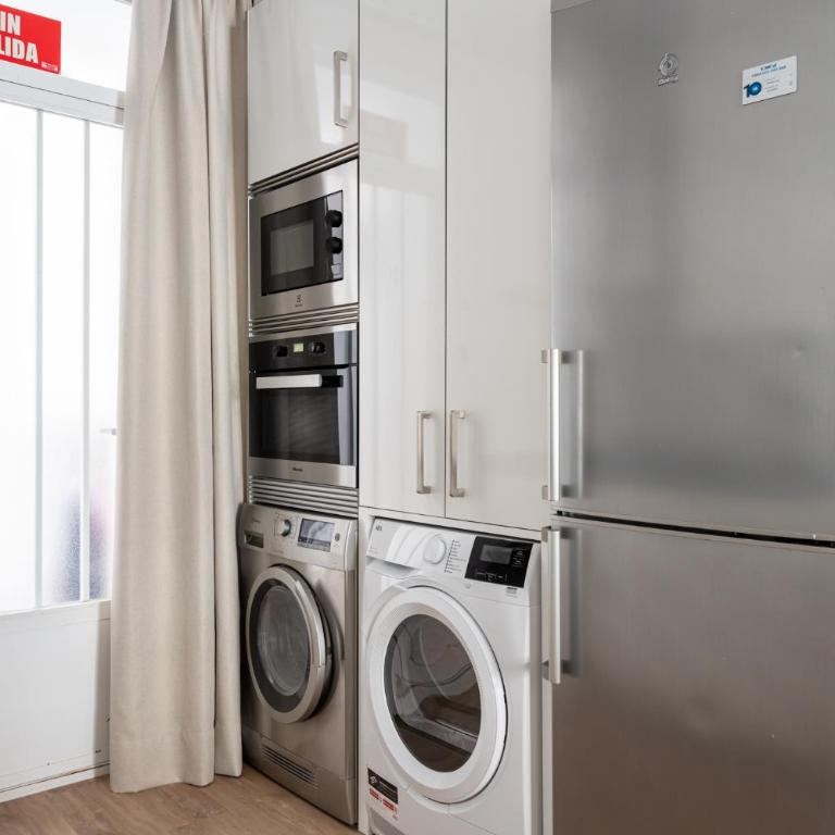 City Deluxe Reina Sofia Atocha comfy apartment - Apartamento Deluxe de 2 dormitorios - 44