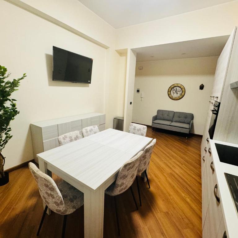 Garden Palace House Messina - One-Bedroom Apartment - 9