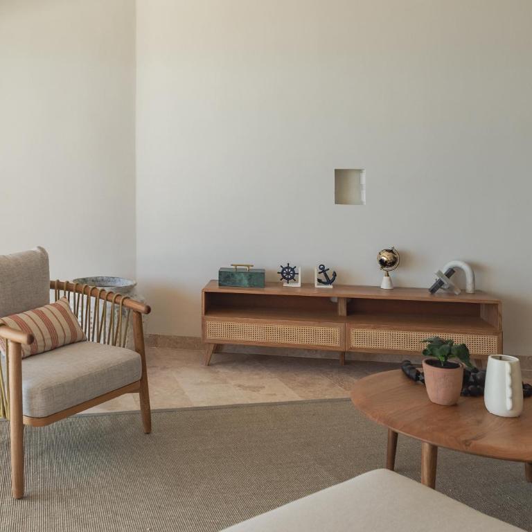 Sierra Mar - Three-Bedroom Standard Apartment - 7