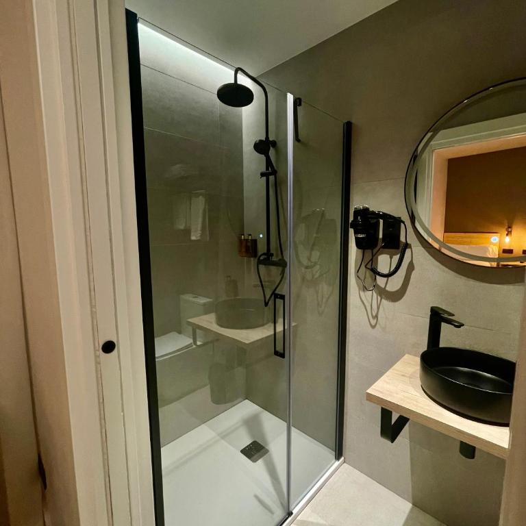 Casual Fuentes Bilbao - Standard Single Room - 4