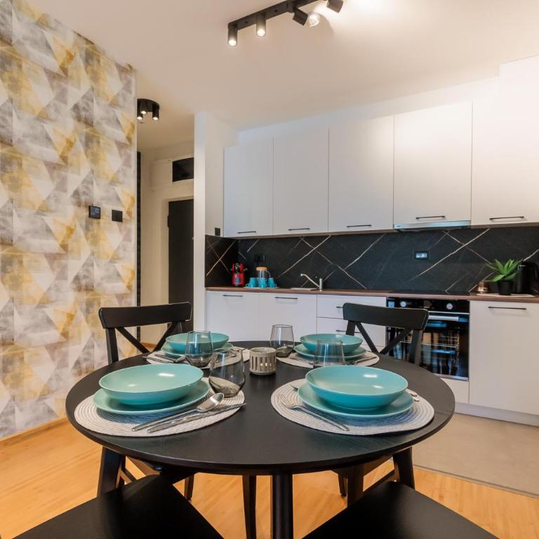 TESLA Residence Subotica - One-Bedroom Premium Apartment - 4