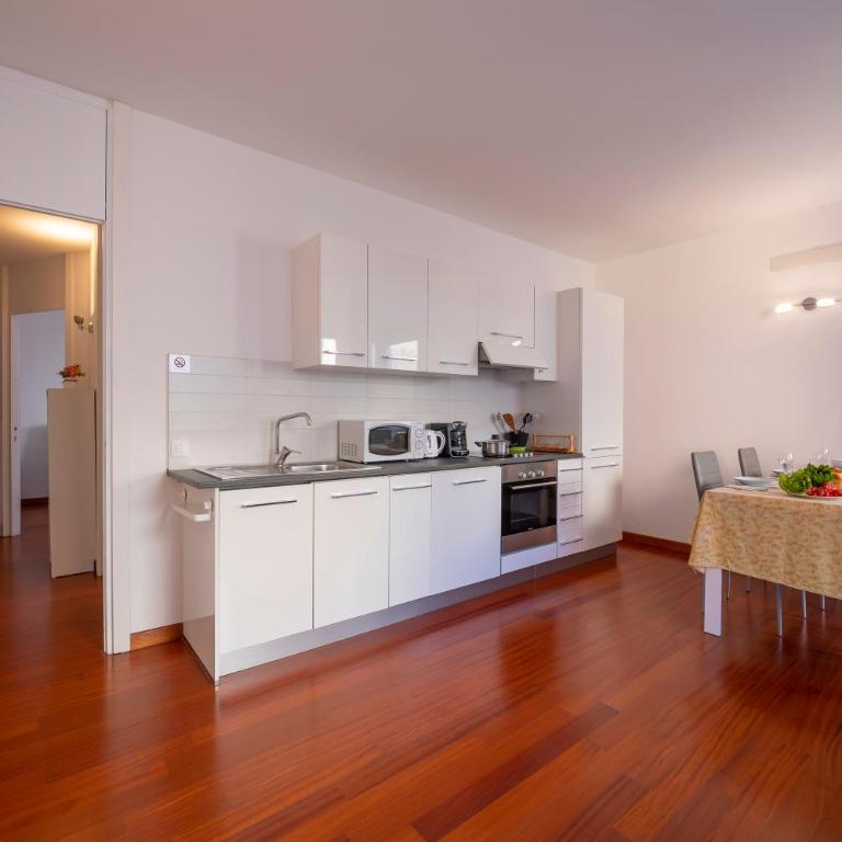 Sunlight - 150m from the lake - Happy Rentals - Appartamento con Balcone - 10