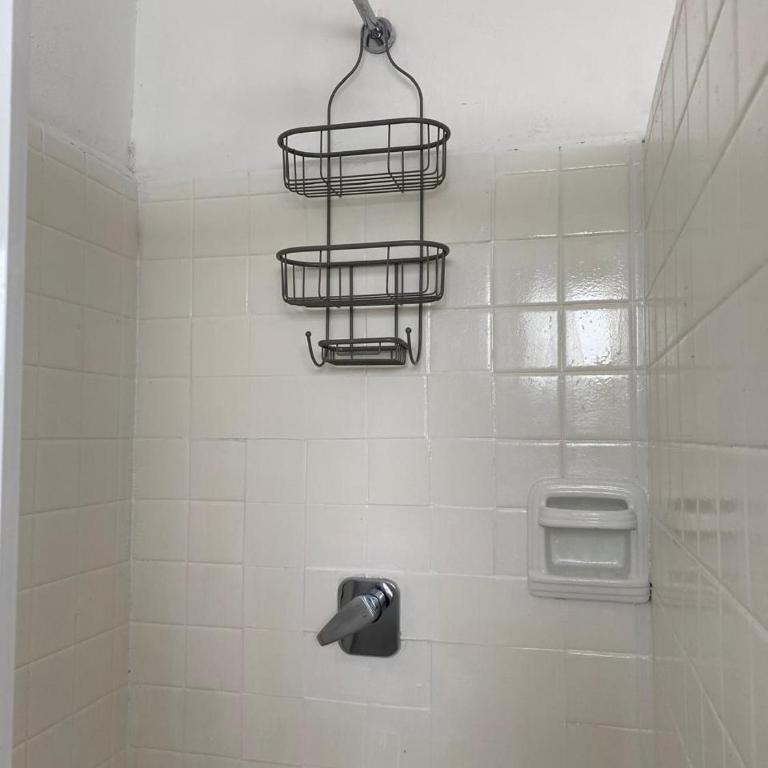 Luna Menguante - Standard Double Room with Shared Bathroom - 12