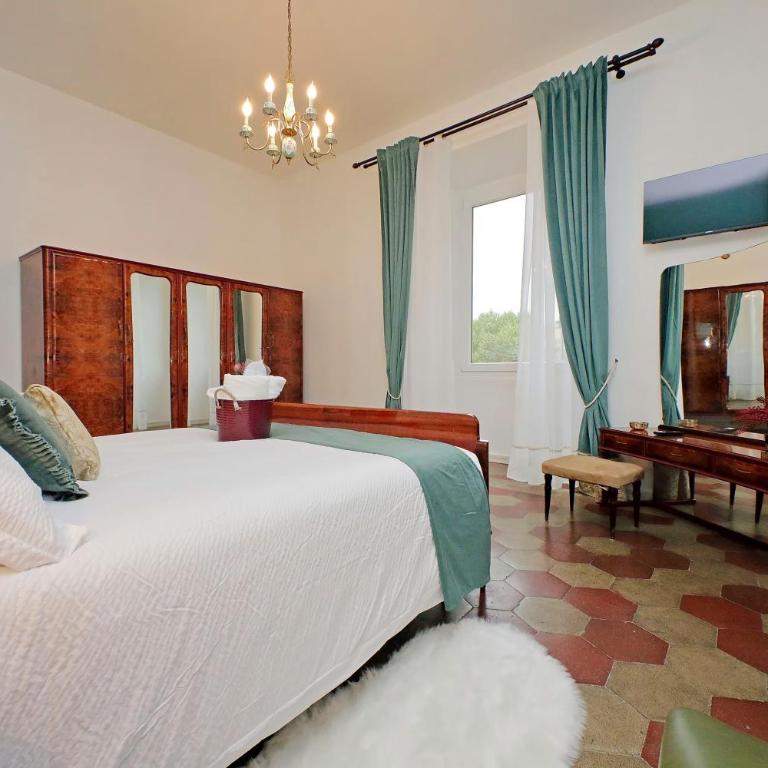Romance al Colosseo 3 - Four-Bedroom Luxury Apartment - 12