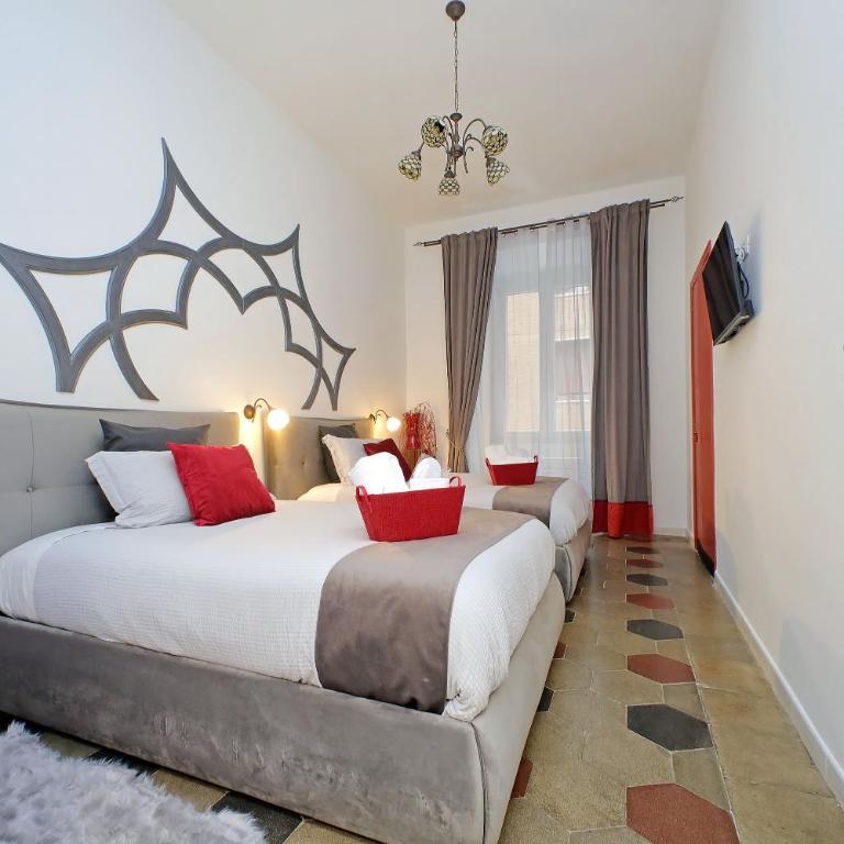 Romance al Colosseo 3 - Four-Bedroom Luxury Apartment - 16