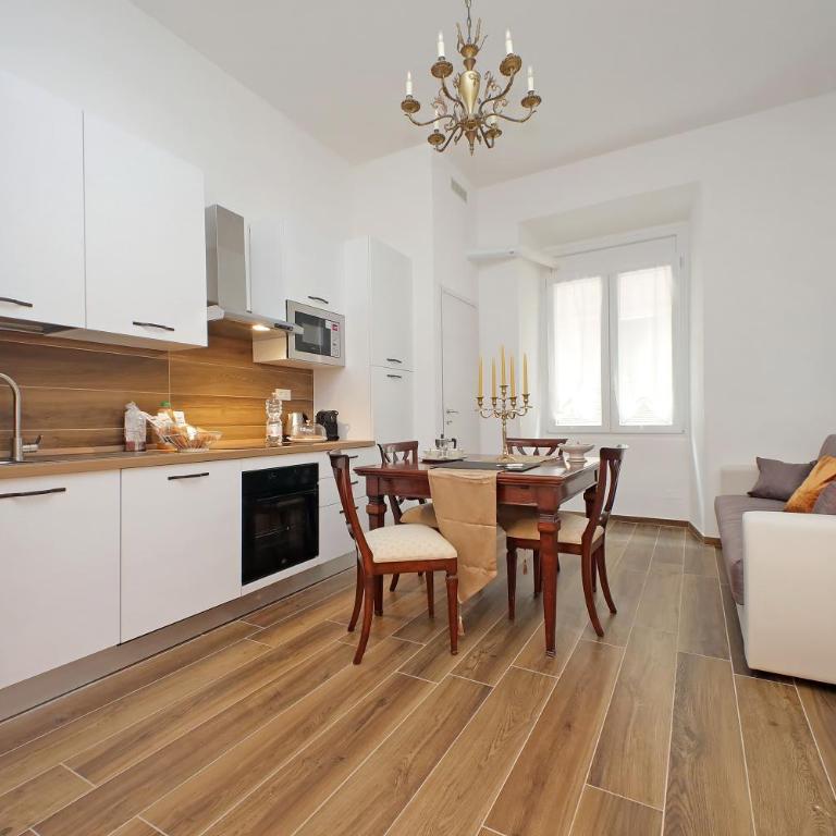 Romance al Colosseo 3 - Four-Bedroom Luxury Apartment - 26