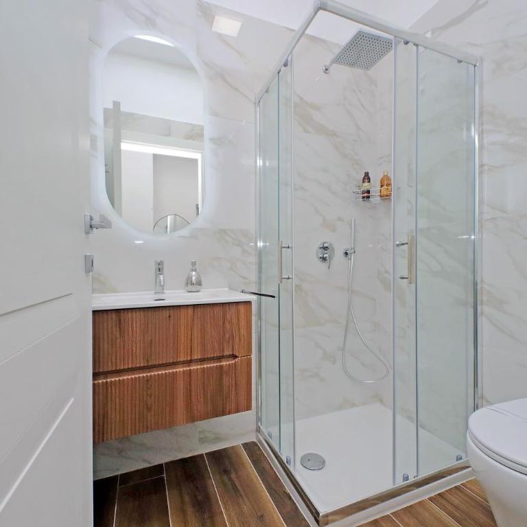 Romance al Colosseo 3 - Four-Bedroom Luxury Apartment - 20