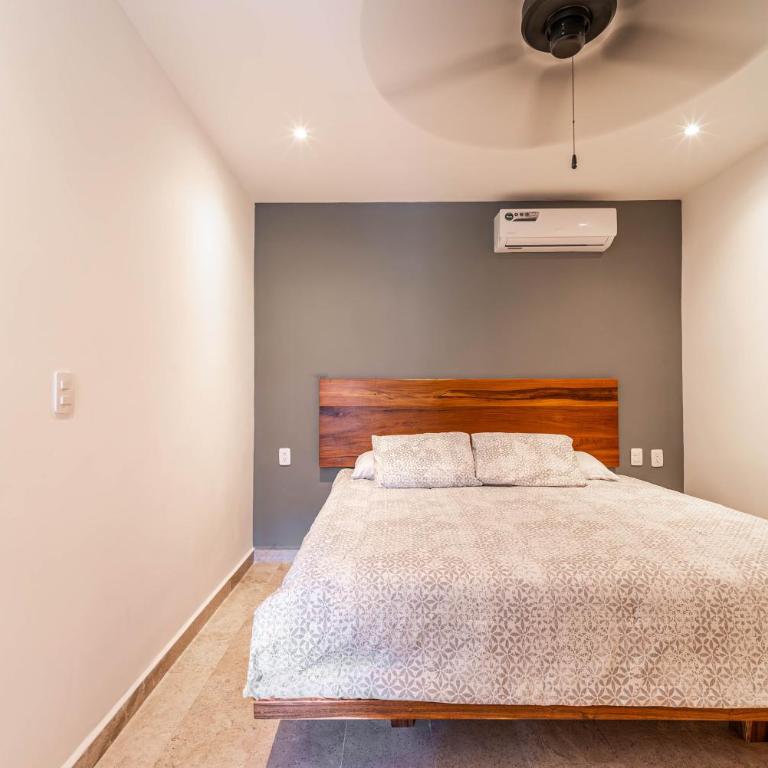1 BD Suite with Private Balcony, Rooftop Pool, Gym - Apartment - 23