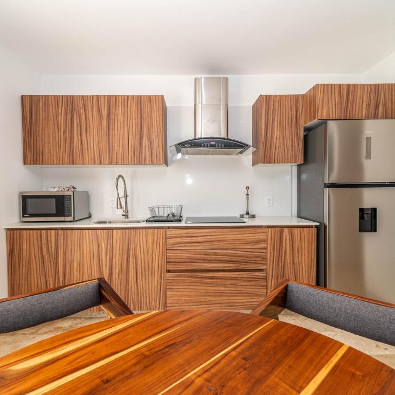 1 BD Suite with Private Balcony, Rooftop Pool, Gym - Apartment - 22