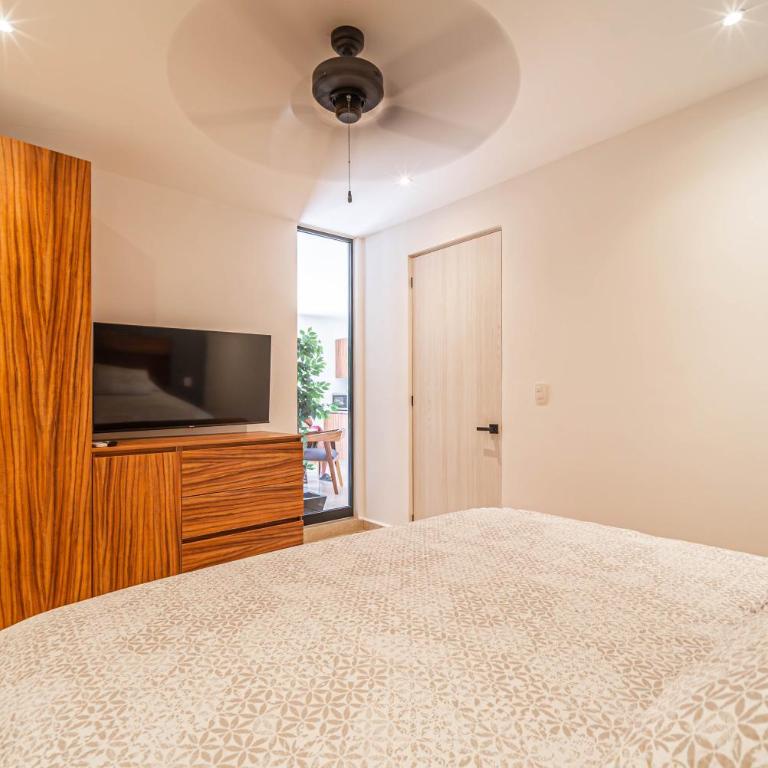 1 BD Suite with Private Balcony, Rooftop Pool, Gym - Apartment - 20