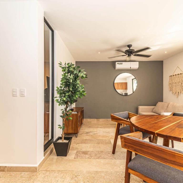 1 BD Suite with Private Balcony, Rooftop Pool, Gym - Apartment - 12