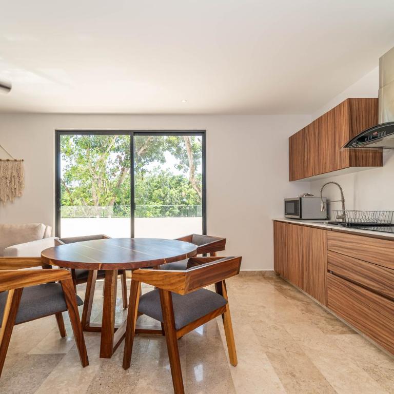 1 BD Suite with Private Balcony, Rooftop Pool, Gym - Apartment - 13