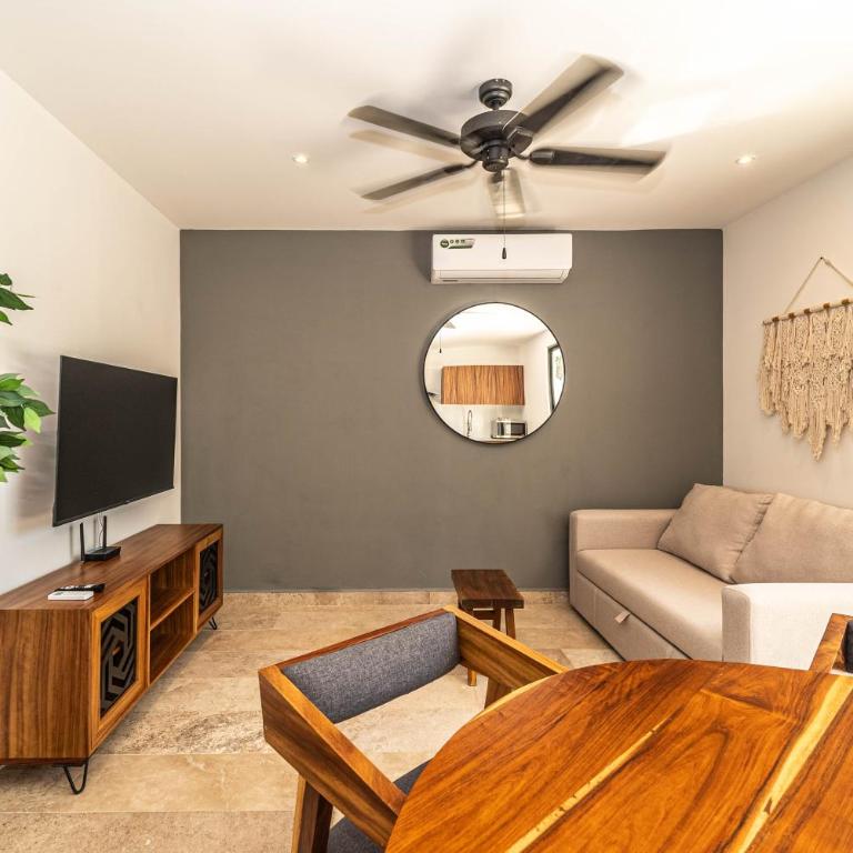 1 BD Suite with Private Balcony, Rooftop Pool, Gym - Apartment - 17