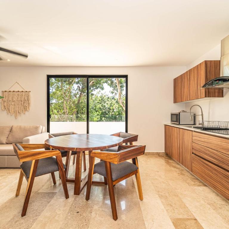 1 BD Suite with Private Balcony, Rooftop Pool, Gym - Apartment - 18