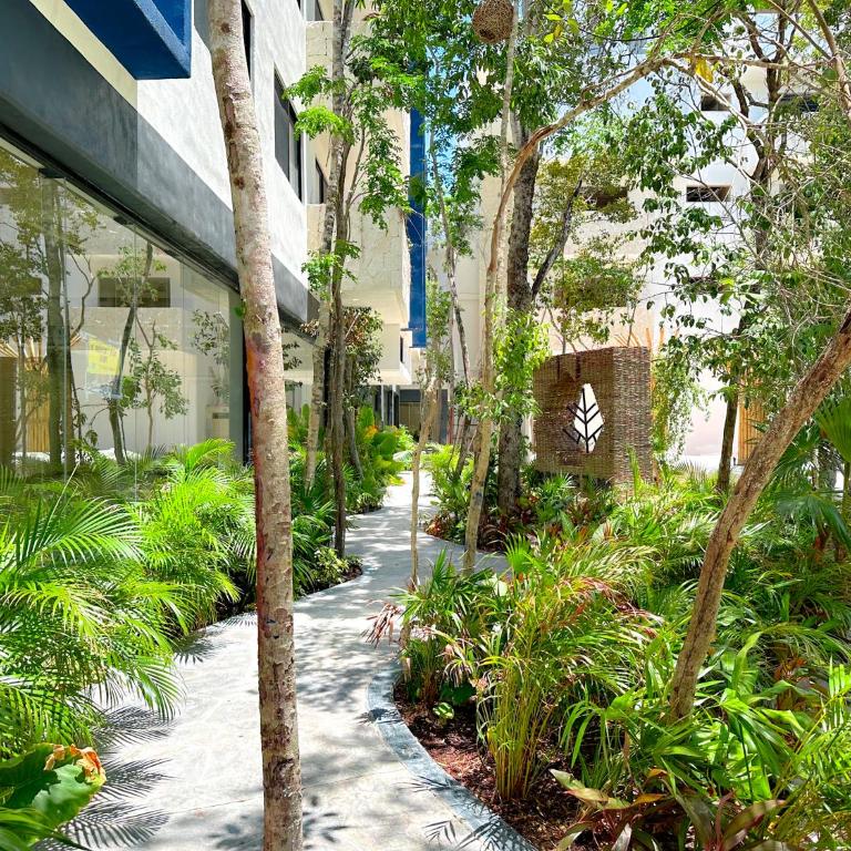 1 BD Suite with Private Balcony, Rooftop Pool, Gym - Apartment - 48