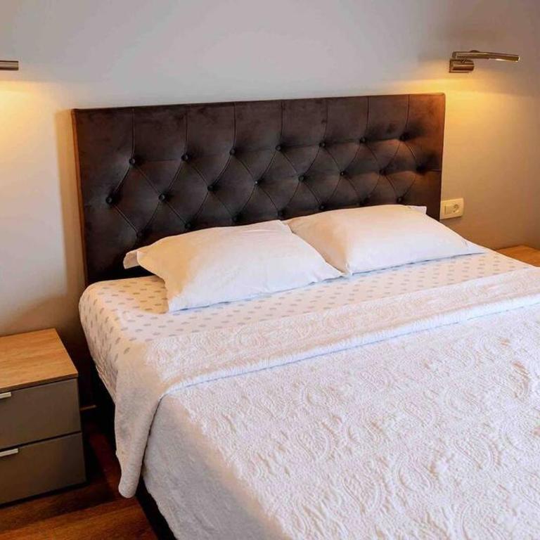 Super Cute Home With Sea & Montain View, Pool, Sauna, HotTube, Steaming, Gym, Garden and More - One-Bedroom Apartment - 2