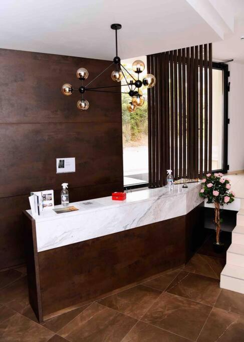 Super Cute Home With Sea & Montain View, Pool, Sauna, HotTube, Steaming, Gym, Garden and More - One-Bedroom Apartment - 23