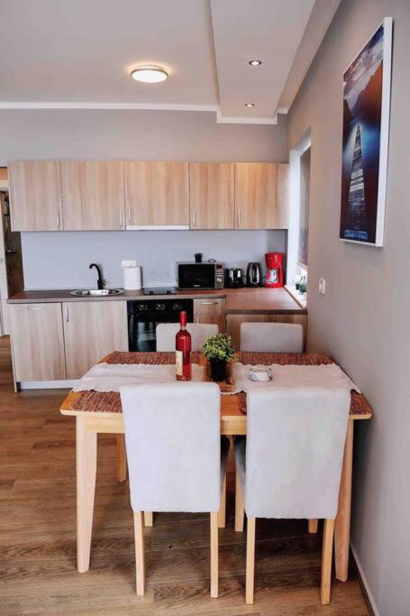 Super Cute Home With Sea & Montain View, Pool, Sauna, HotTube, Steaming, Gym, Garden and More - One-Bedroom Apartment - 41