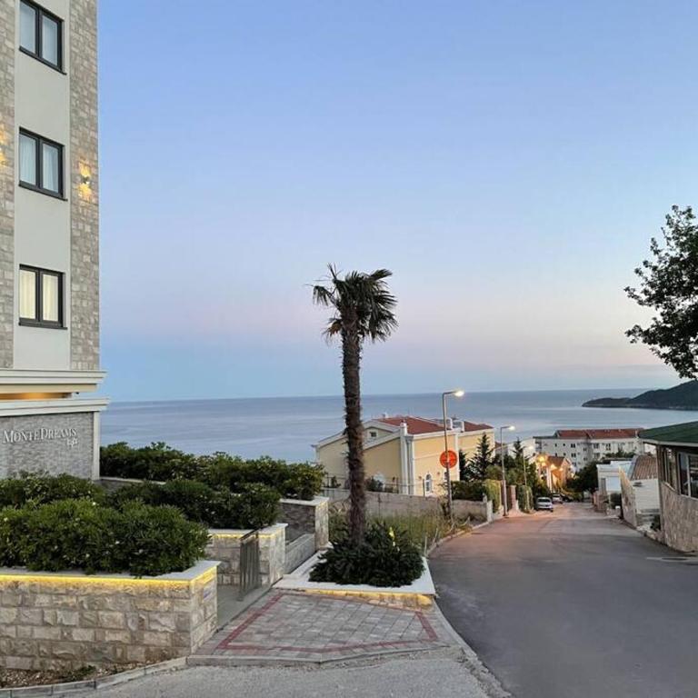 Super Cute Home With Sea & Montain View, Pool, Sauna, HotTube, Steaming, Gym, Garden and More - One-Bedroom Apartment - 53