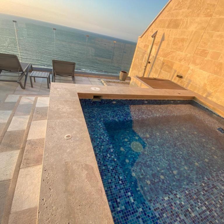 12 personas en Morros apto familiar frente al mar Cartagena 4 hab playa piscina - Apartment - 52