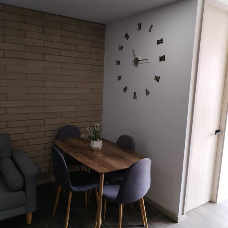 Loft Sabaneta 01, Súper Ubicación - Apartamento de 1 dormitorio - 15