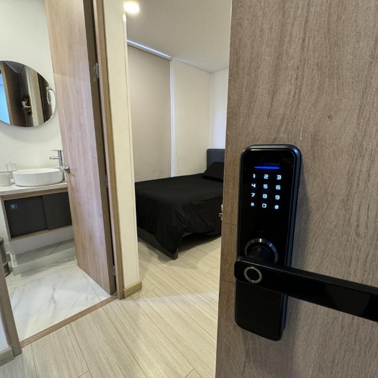 Moderno Apto en Chapinero, a Pasos del Parque de los Hippies con piscina, gimnasio y zonas comunes - Apartamento de 1 dormitorio - 4