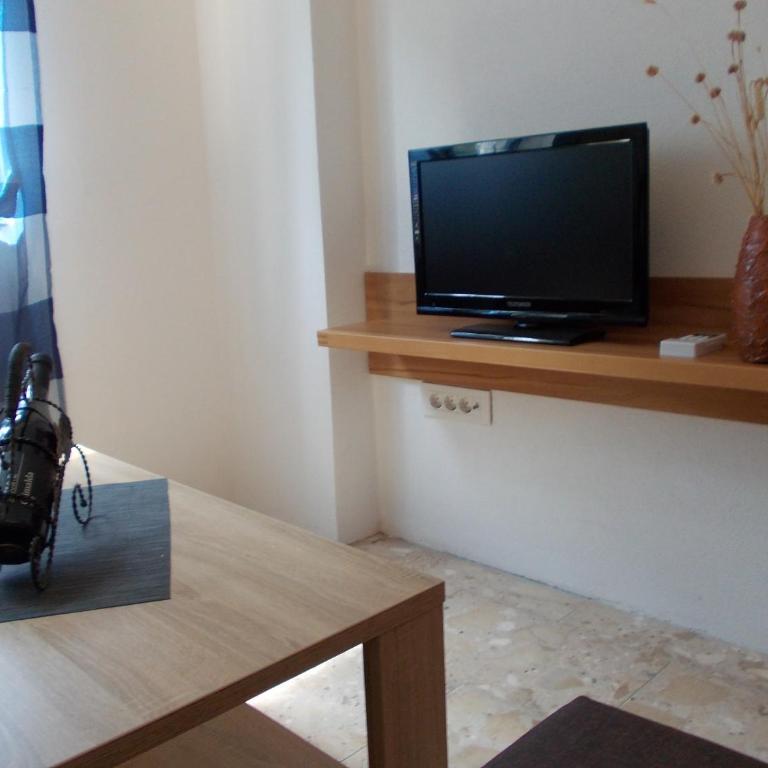 Apartments Sutorina - One-Bedroom Suite - 20