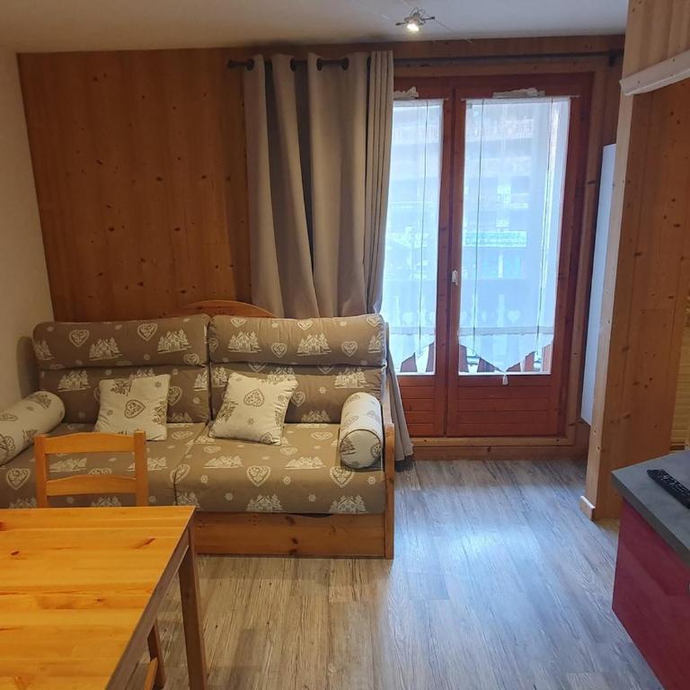 Charmant 2 pièces pour 4 personnes au cœur de la station - FR-1-265-358 - Apartamento - 12