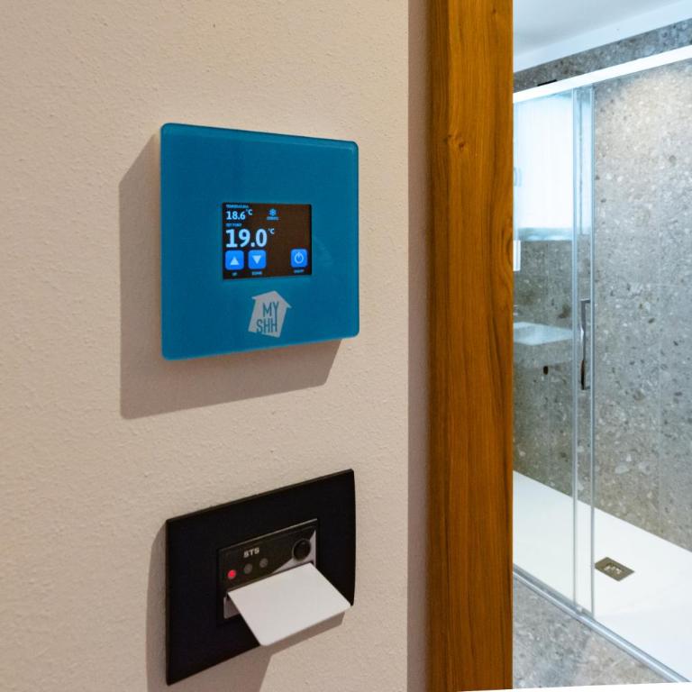 mySHH Smart - Camera Singola con Vista Montagna - 2