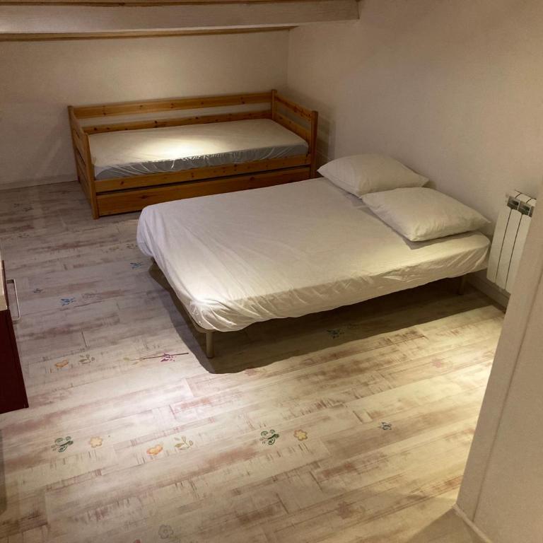 Belle villa spacieuse avec piscine privée, semi climatisée- 10 couchages, wifi, proche canal du midi et à 4 km de la mer LXPIN7 - Maison 4 Chambres - 13